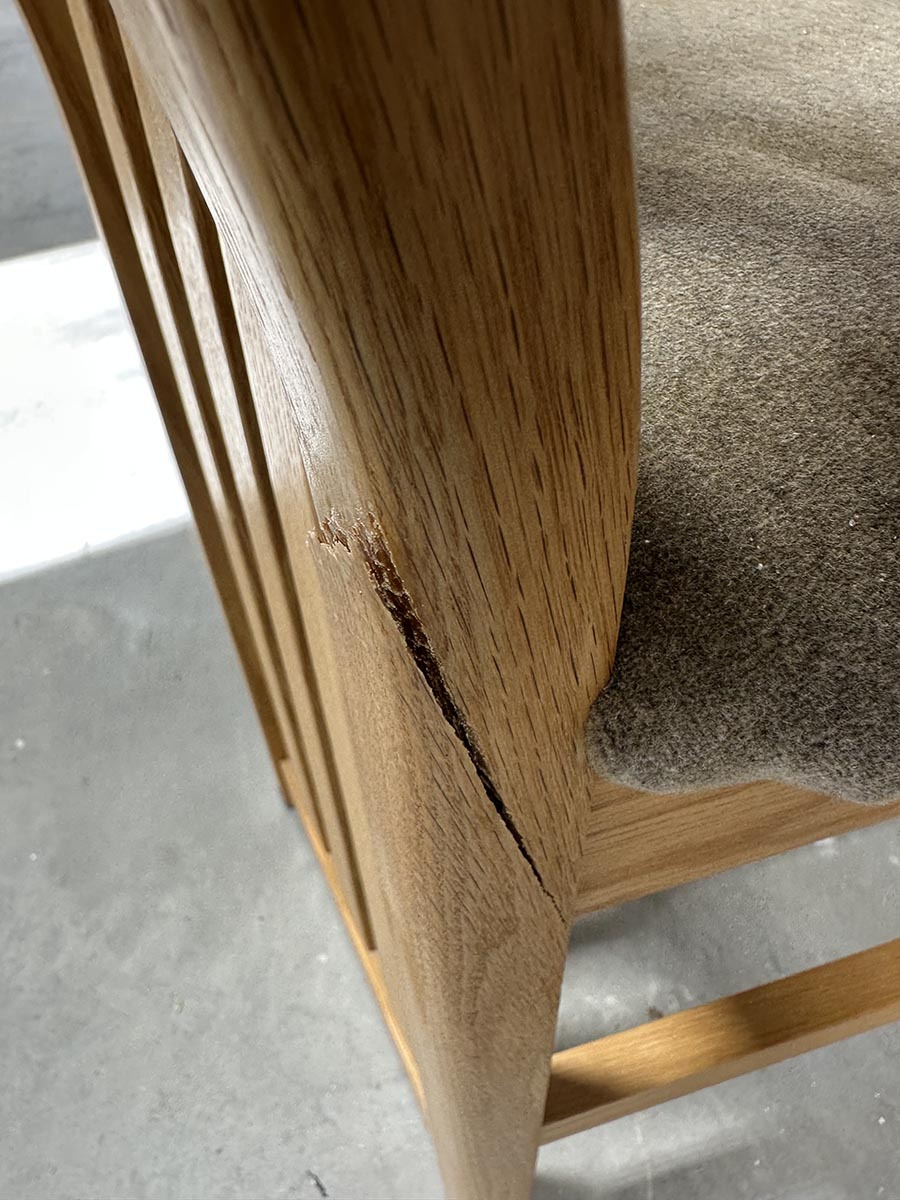 broken-benton-chair